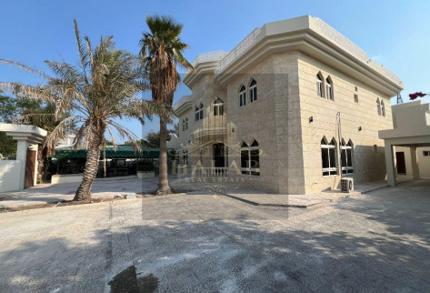 AMAZING VILLA IN DAFNA WITH BORIVATE GARDEN