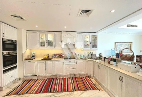 PENTHOUSE | SEA AND MARINA VIEW | WITH MAID'S ROOM