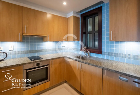 Marina View | Gorgeous 1 Bedroom Townhouse