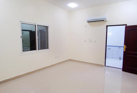 2BHK UNFURNISHED | AIN KHALED | NO COMMISSION - Apartment in CAP 36