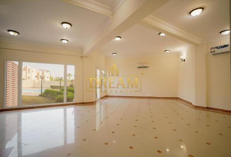 Spacious 3BHK+1Maid Villa | West Bay Lagoon - Villa in East Gate