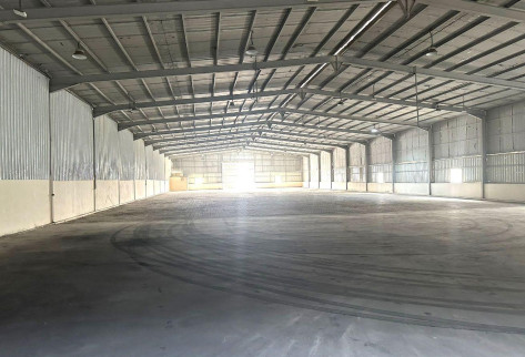 LARGE 5,100 SQM WAREHOUSE - BIRKAT AL AWAMER