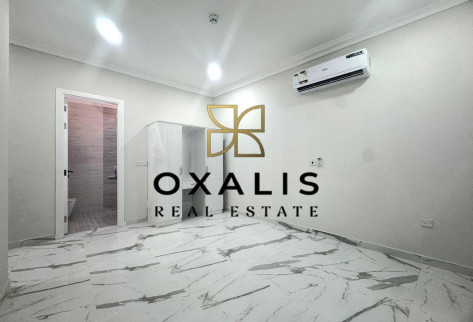 BRAND NEW APARTMENT !! MODERN 2 BHK SEMI FURNISHED