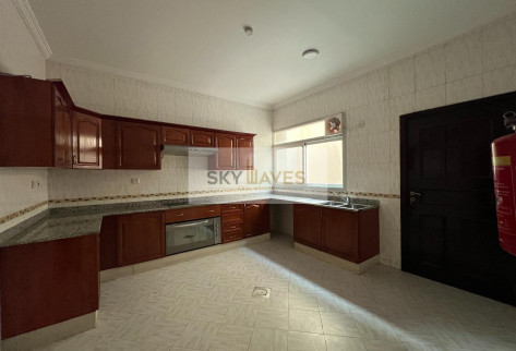 4BHK+BALCONY COMPUND VILLA | AL GHARAFA