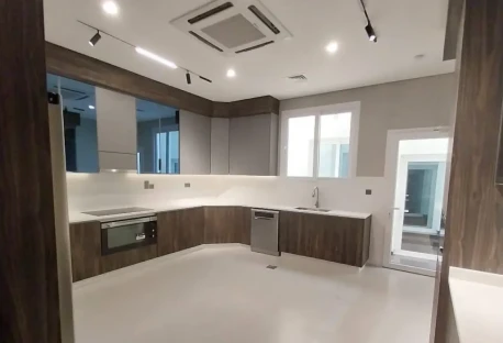 sale new villa in Ain Khaled New luxury independ