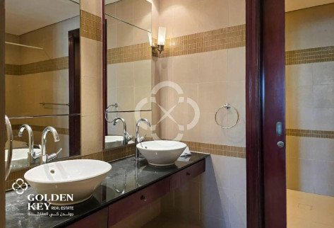 Townhouse | Luxurious 1 Bedroom | Marina View