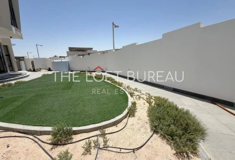 BRAND NEW | 7 BR+MAID+MAJLIS VILLA| POOL/JACUZZI|