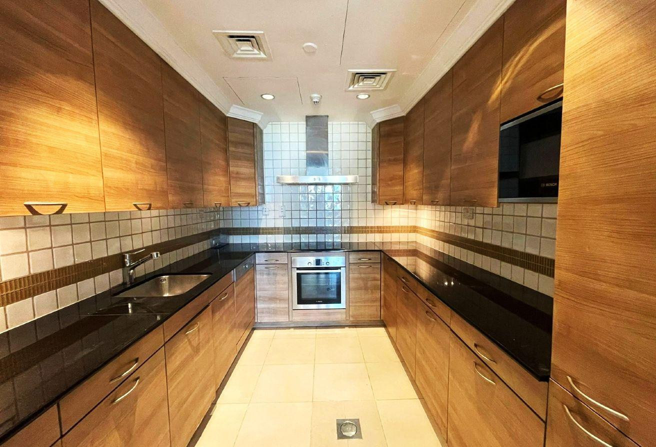 SPACIOUS 2 BEDROOMS SEMI FURNISHED | BIG BALCONY
