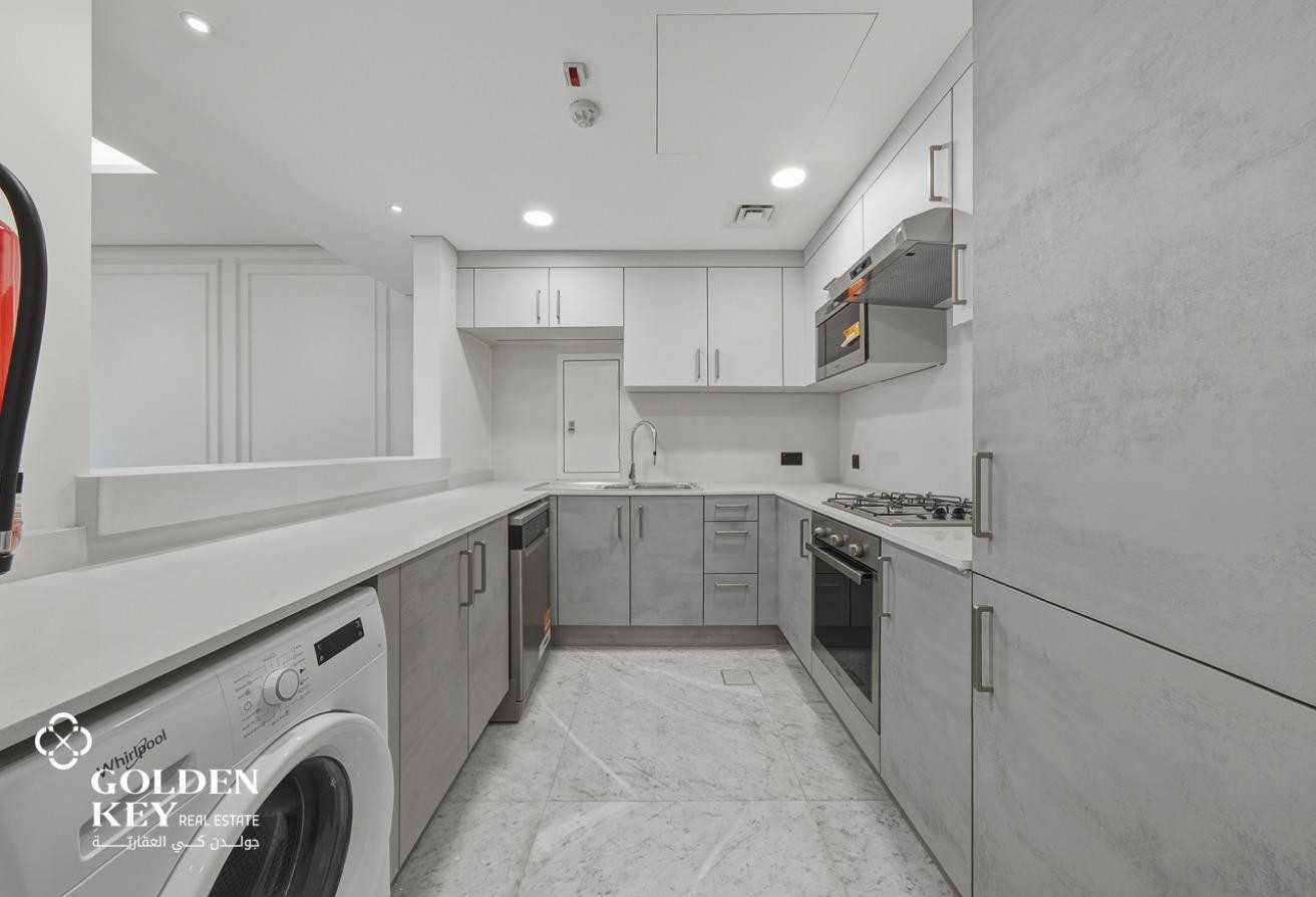 Luxury Furnished 2BR with Balcony | Ready to Move - Apartment in Lusail Residence