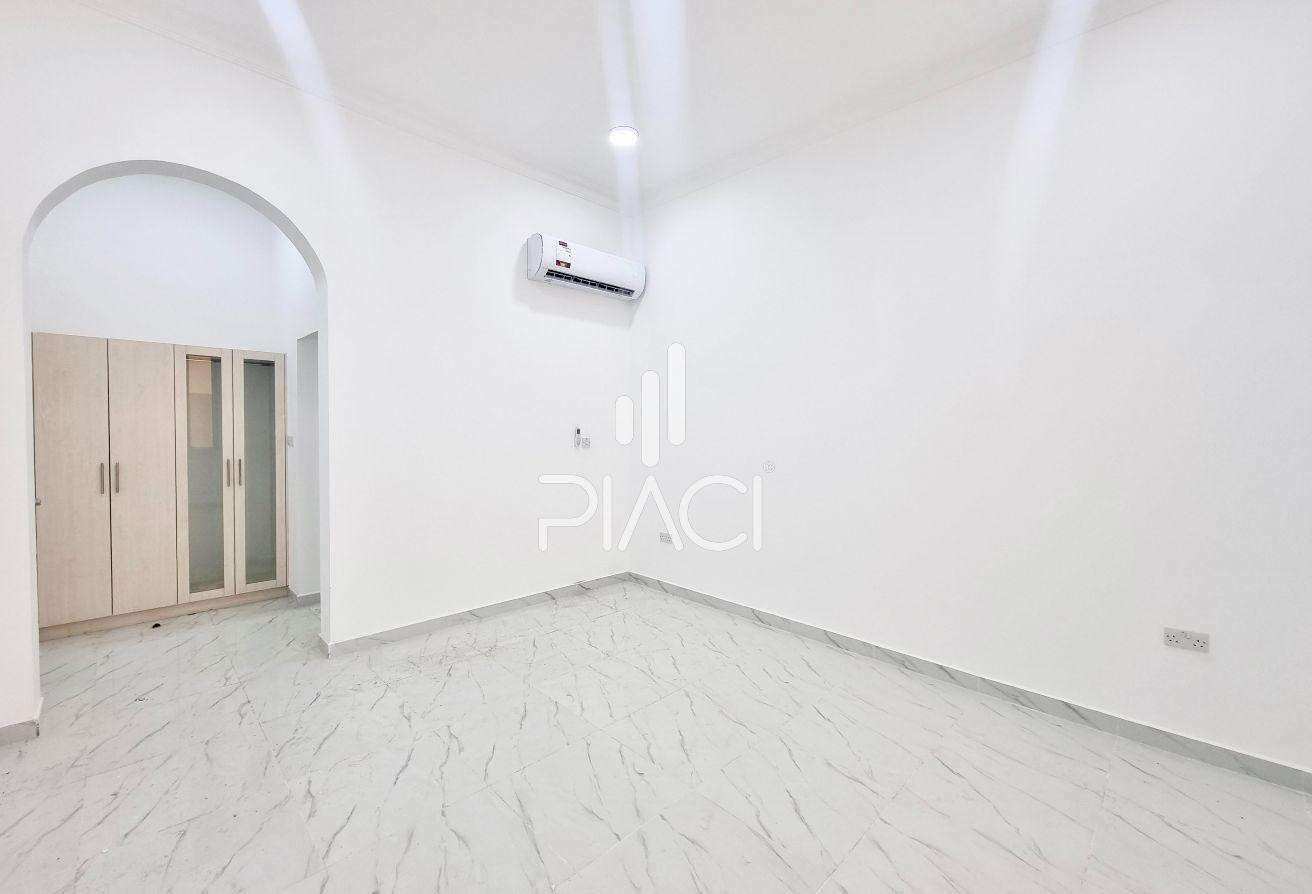 BRAND-NEW | UF 7 BR COMPOUND VILLA | UMM AL AMAD - Villa in Umm Al Amad