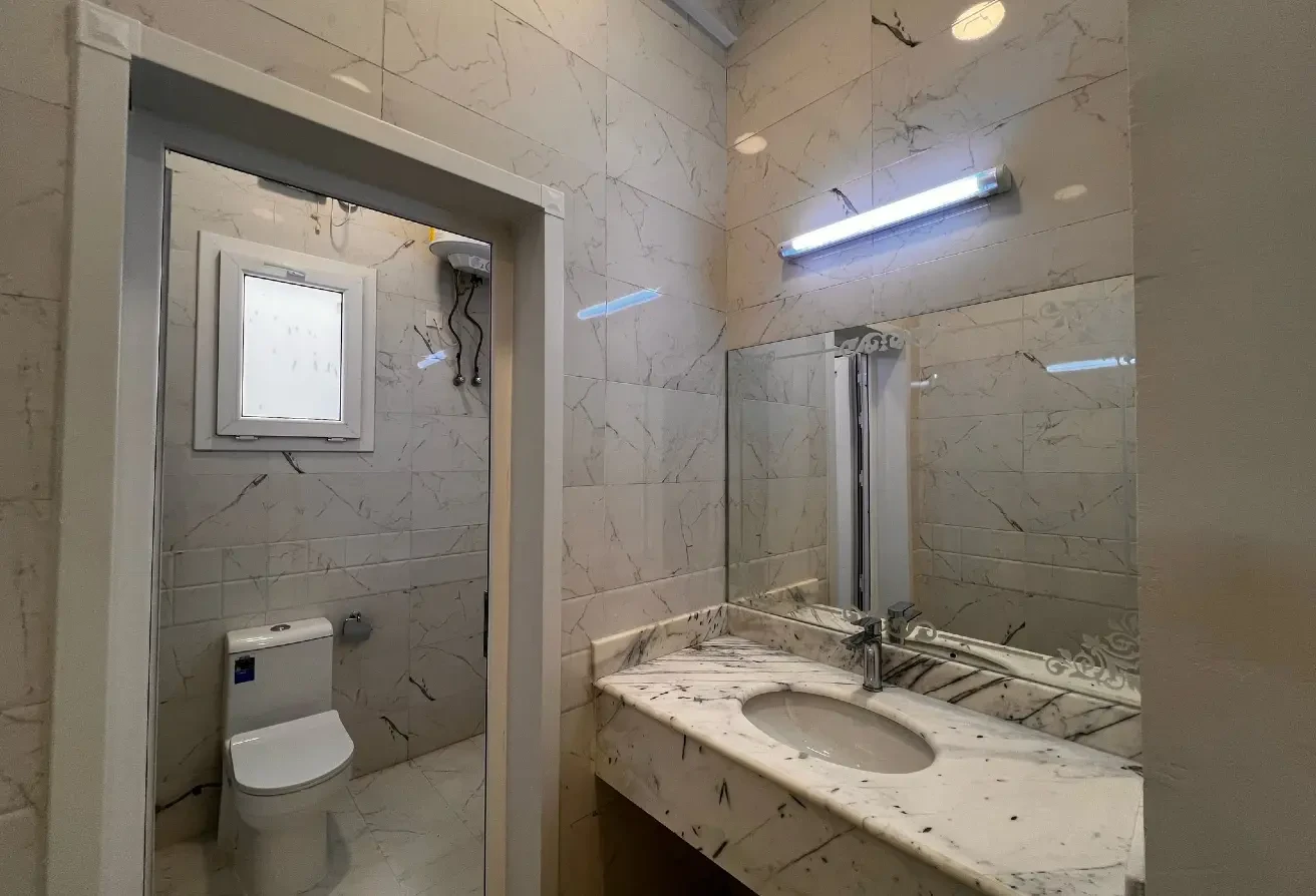 7 BEDROOM VILLA IN COMPOUND NEXT TO AL HAZM MALL - Villa in Al Markhiya