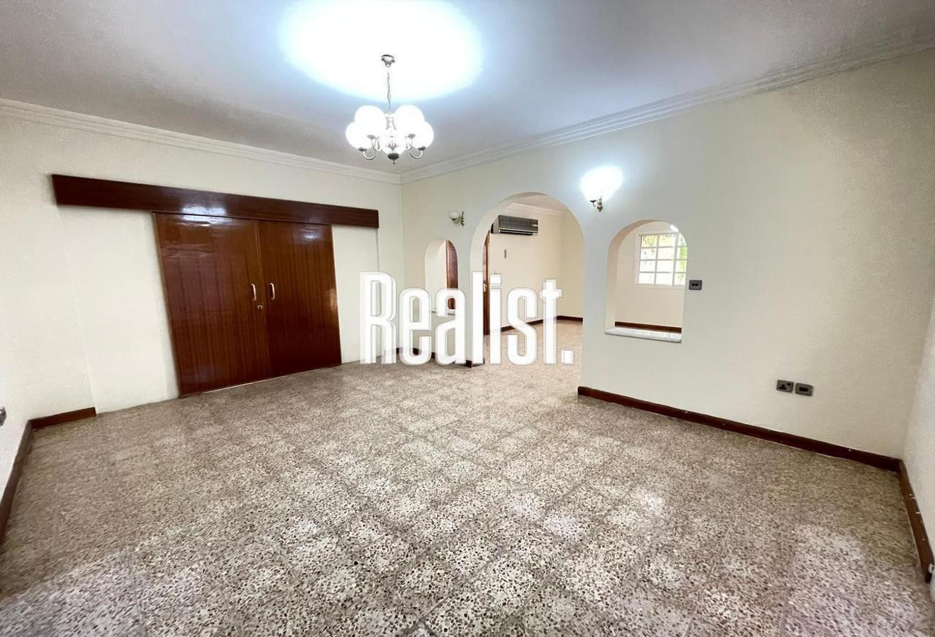 VILLA 4 BEDROOMS +MAID | FAREEJ AL SOUDAN - Villa in Al Waab Street