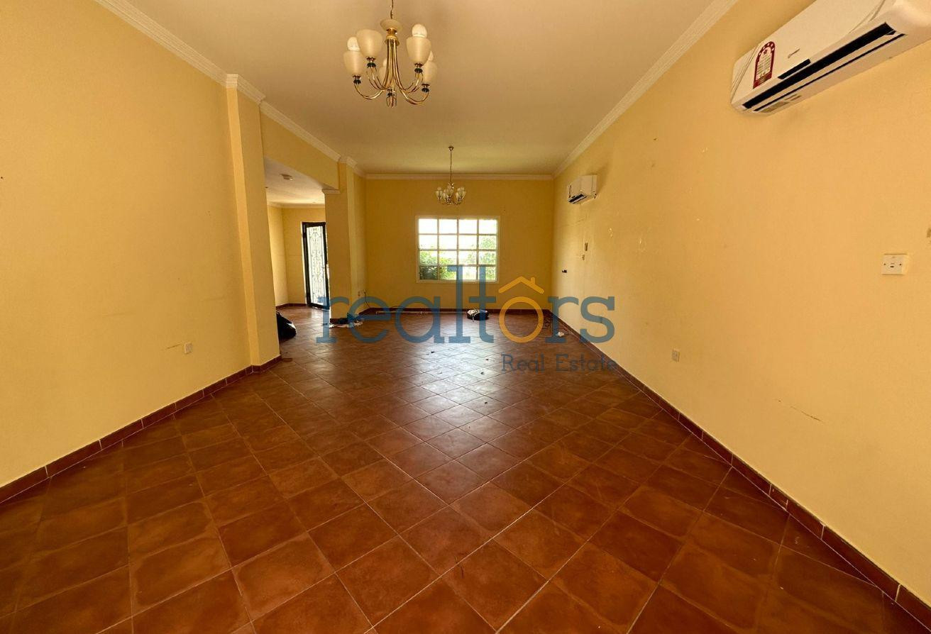 No Commission | 3BR Villa in Al Thumama - Compound Villa in Al Thumama