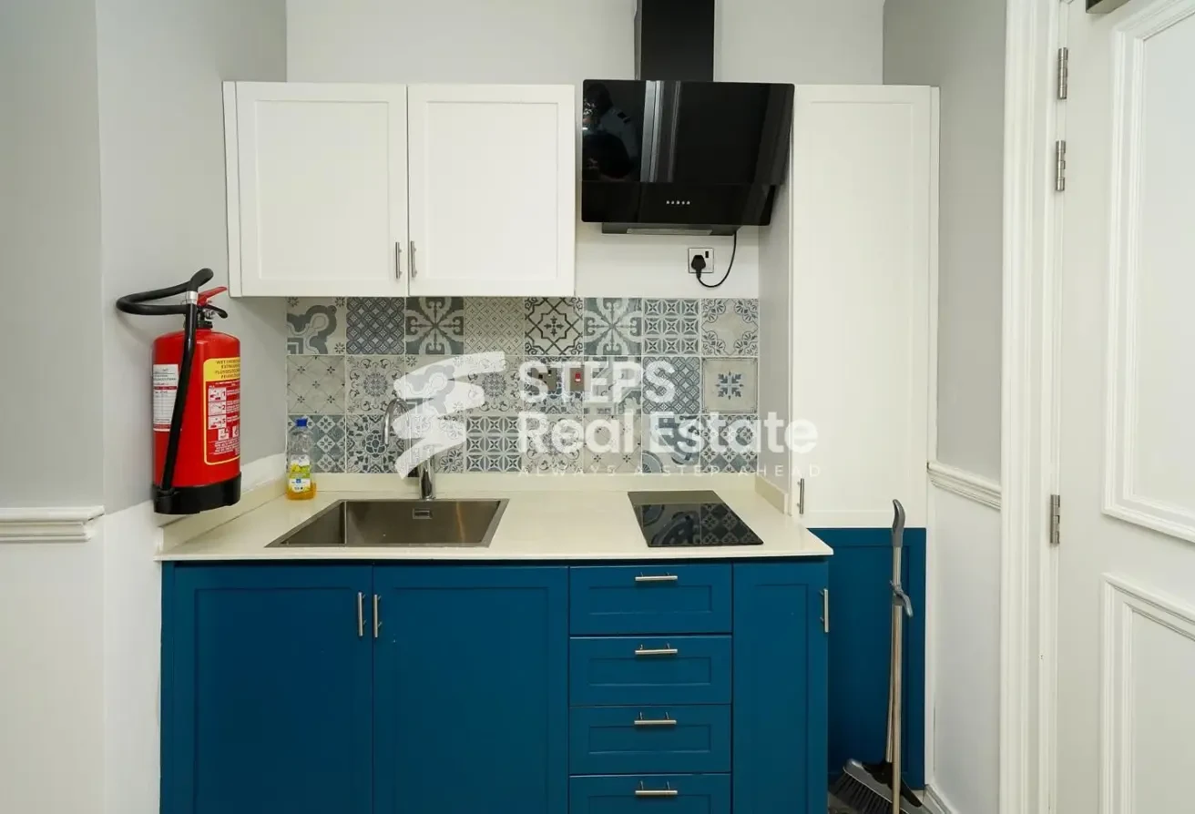 Studio with City Views and Pool | Al Sadd - Apartment in Bin Al Sheikh Towers