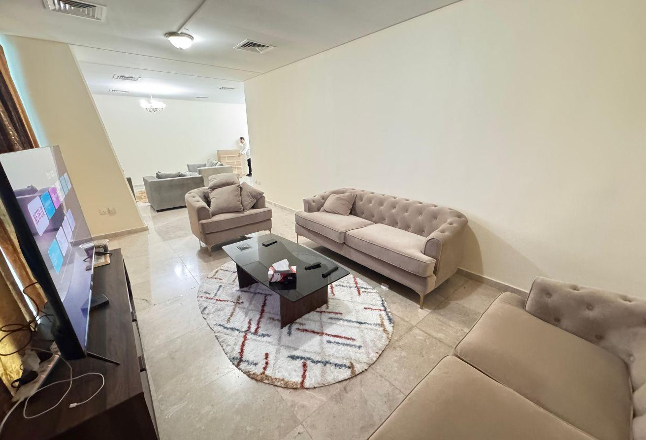 Hot Offer! Brand New Furnished 3BHK+maid for 10K - Bulk Rent Units in Zig Zag Towers