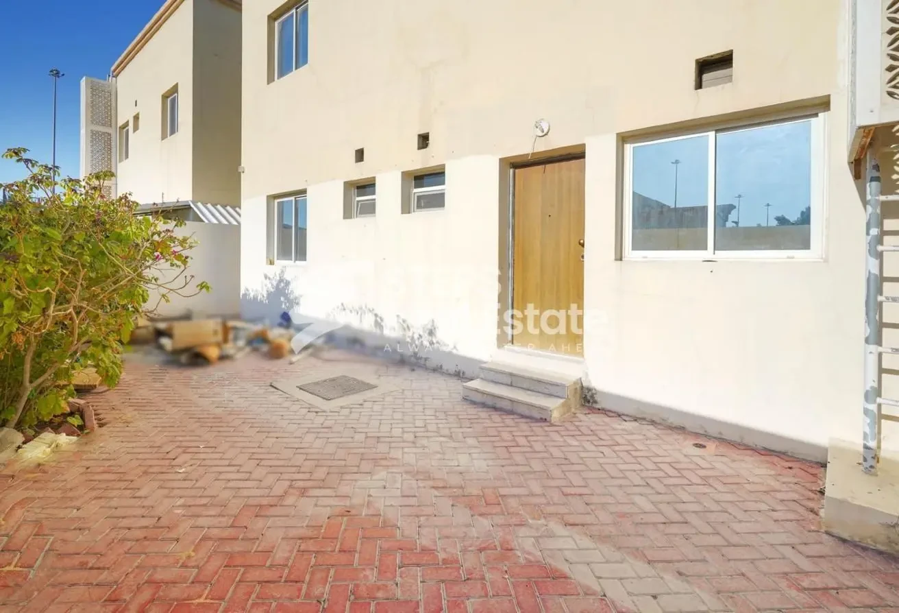 Spacious Villa with Maids Room for Rent in Muraikh - Villa in AlMuraikh