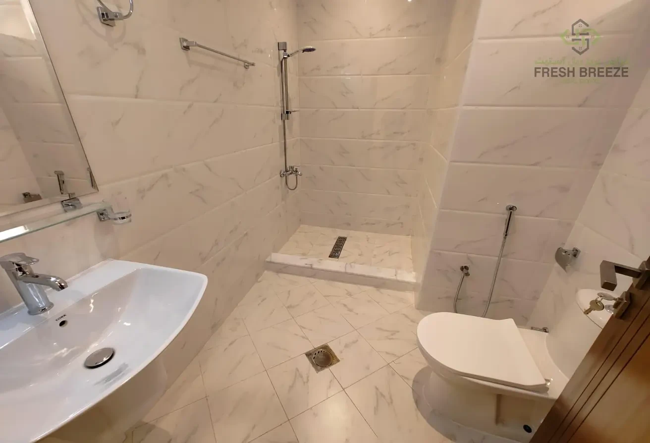 Brand New 1 BHK | Open Kitchen | Un Furnished - Apartment in Thabit Bin Zaid Street