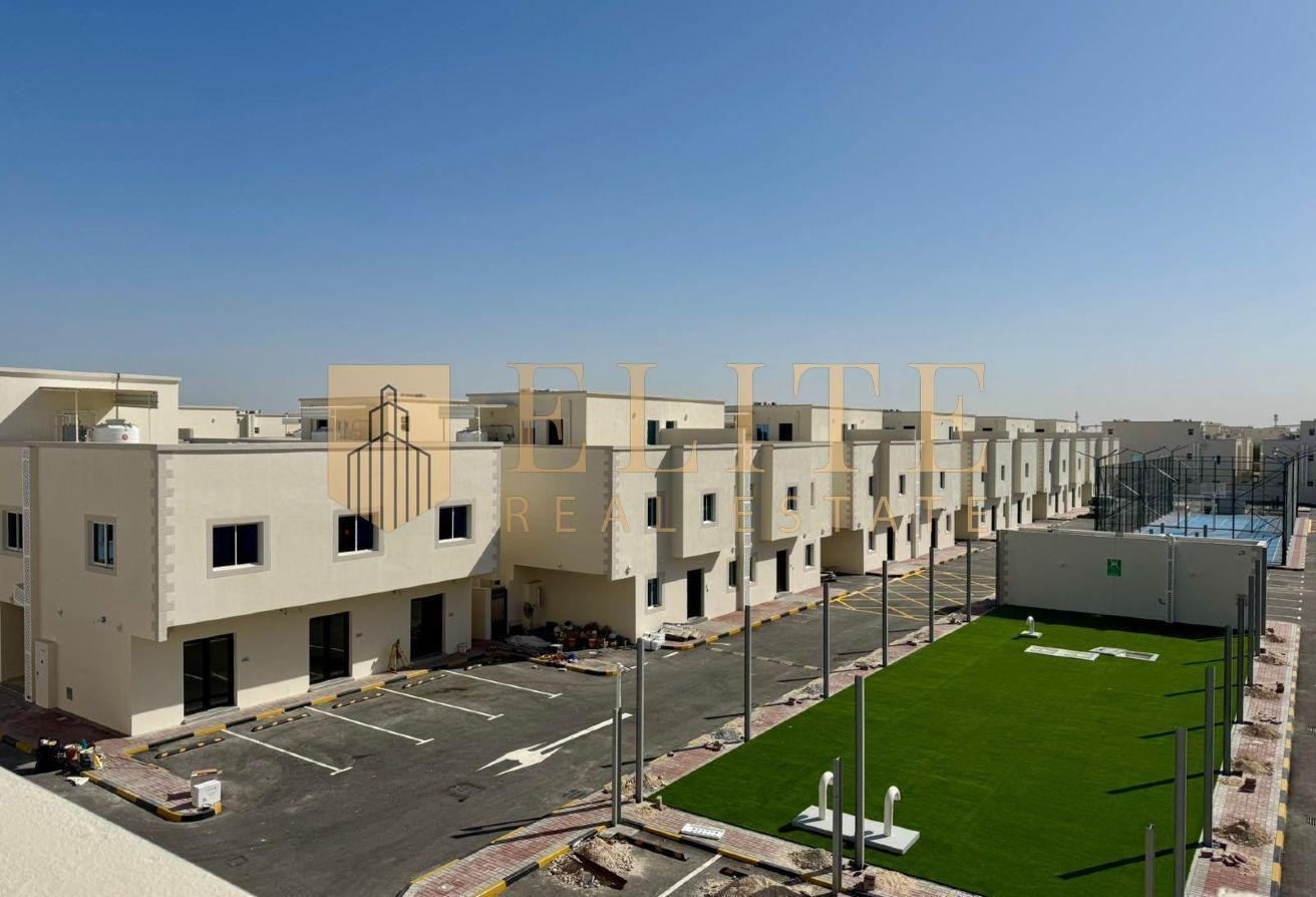 Spacious 6BR Villa | 450 sqm | 6 Bath | Prime Area