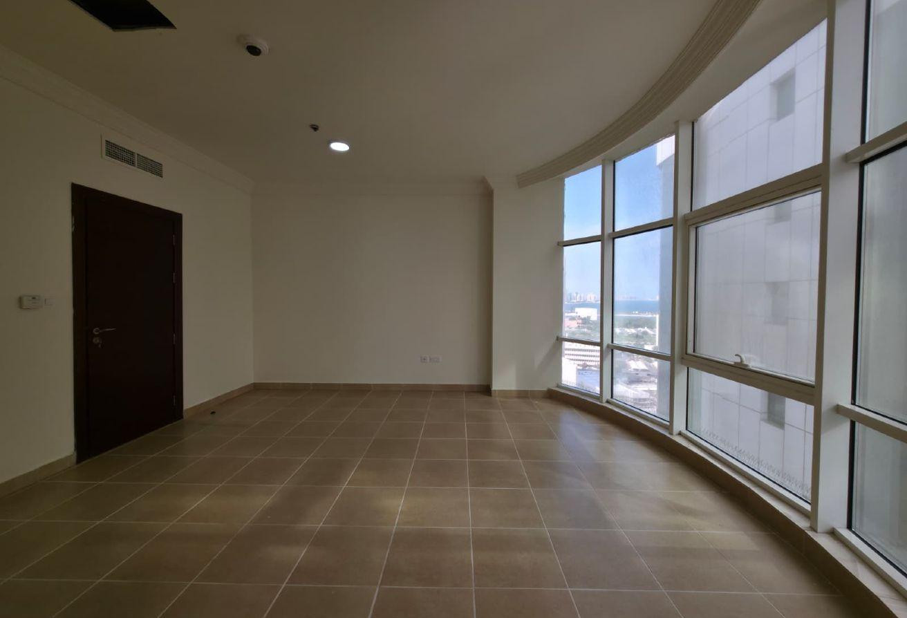 specious UF 3Bhk in the cornish 7200+2month free - Apartment in Doha