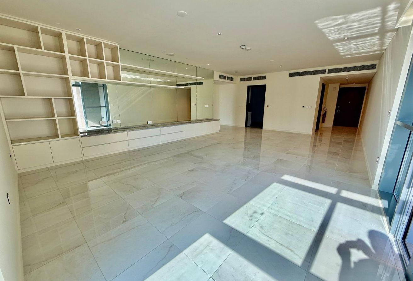 Sea View - Spacious 2Bedrooms - Semi Furnished - Apartment in Seef Lusail