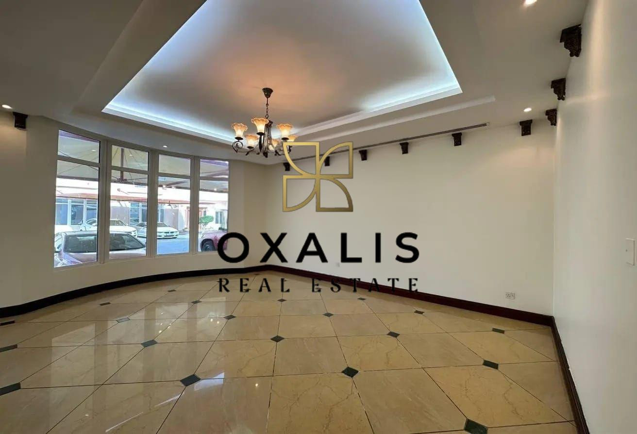 BEACH ACCESS | UPGRADED 4 BHK + MAIDS ROOM VILLA - Villa in West Bay Lagoon Street