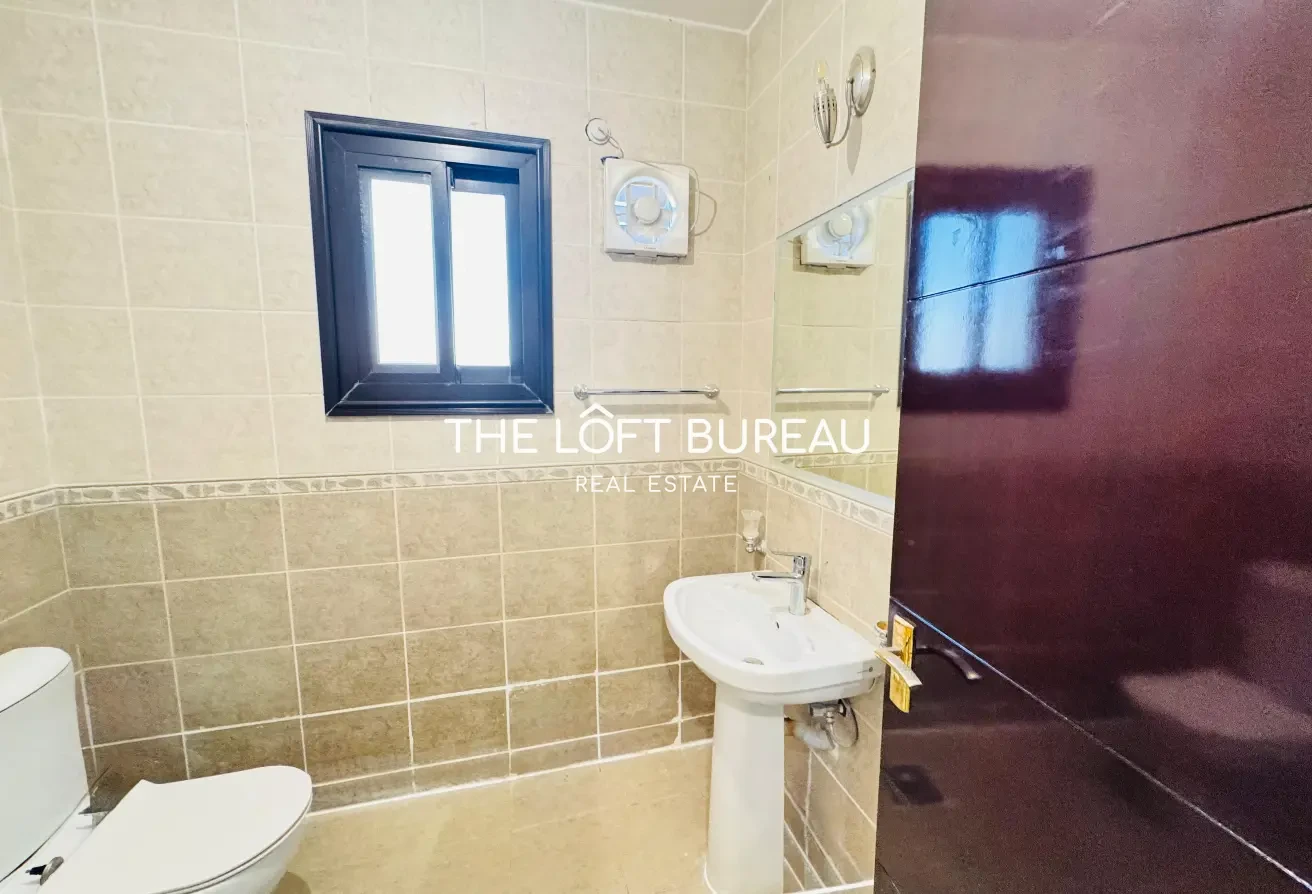 Stand Alone 5 Bedroms Villa + Maid - Villa in Al Waab