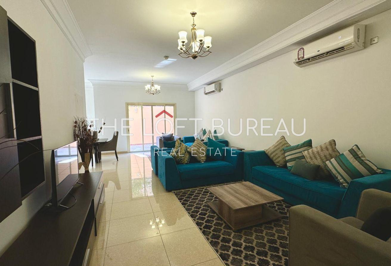 4 Bedroom + Maid Villa | Olympic-size pool - Villa in Alfardan Gardens