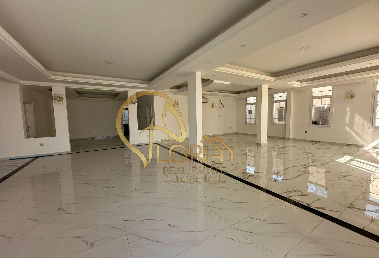 Spacious and Elegant Family Villa for Sale|5M - Villa in Al Sailiya