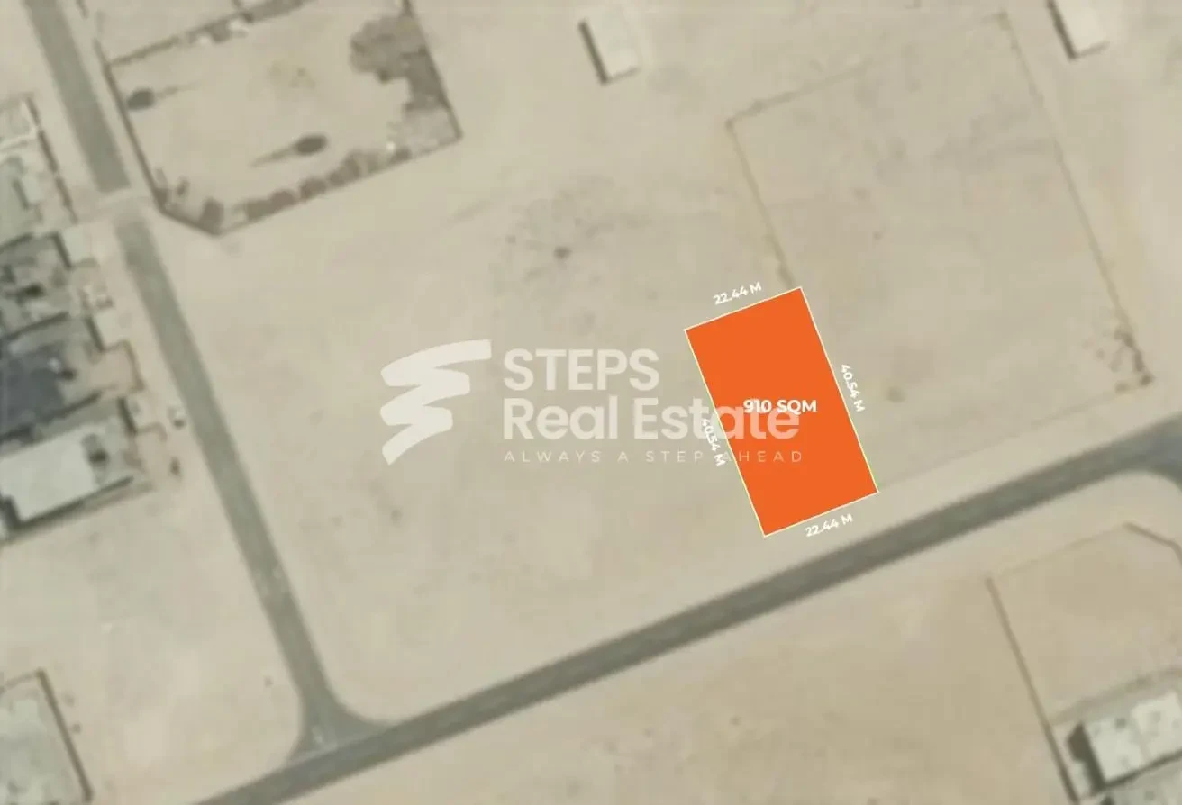 Buildable Residential Land in Al Thumama - Labor Camp in Al Thumama