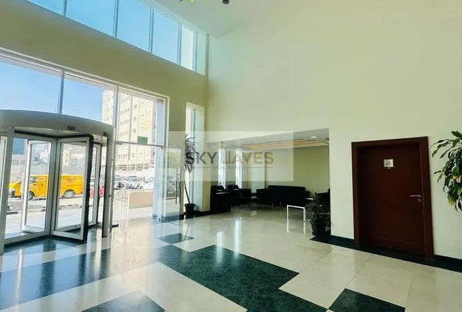 Luxury Business Center Near to Ramada Intersection