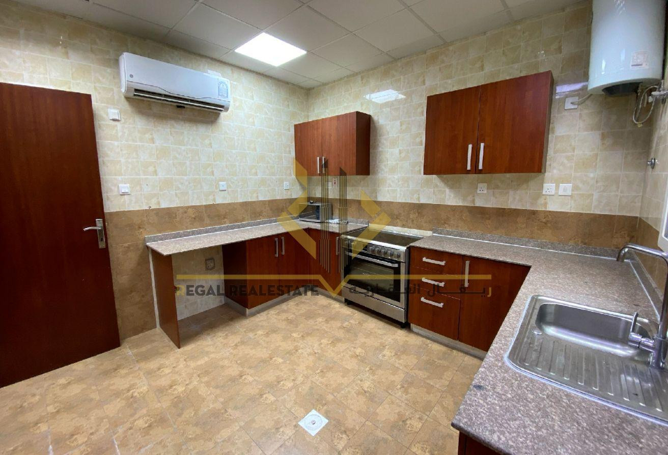 2 Months Free | 5+Maids Room Villa in Abu Hamour - Villa in Bu Hamour Street