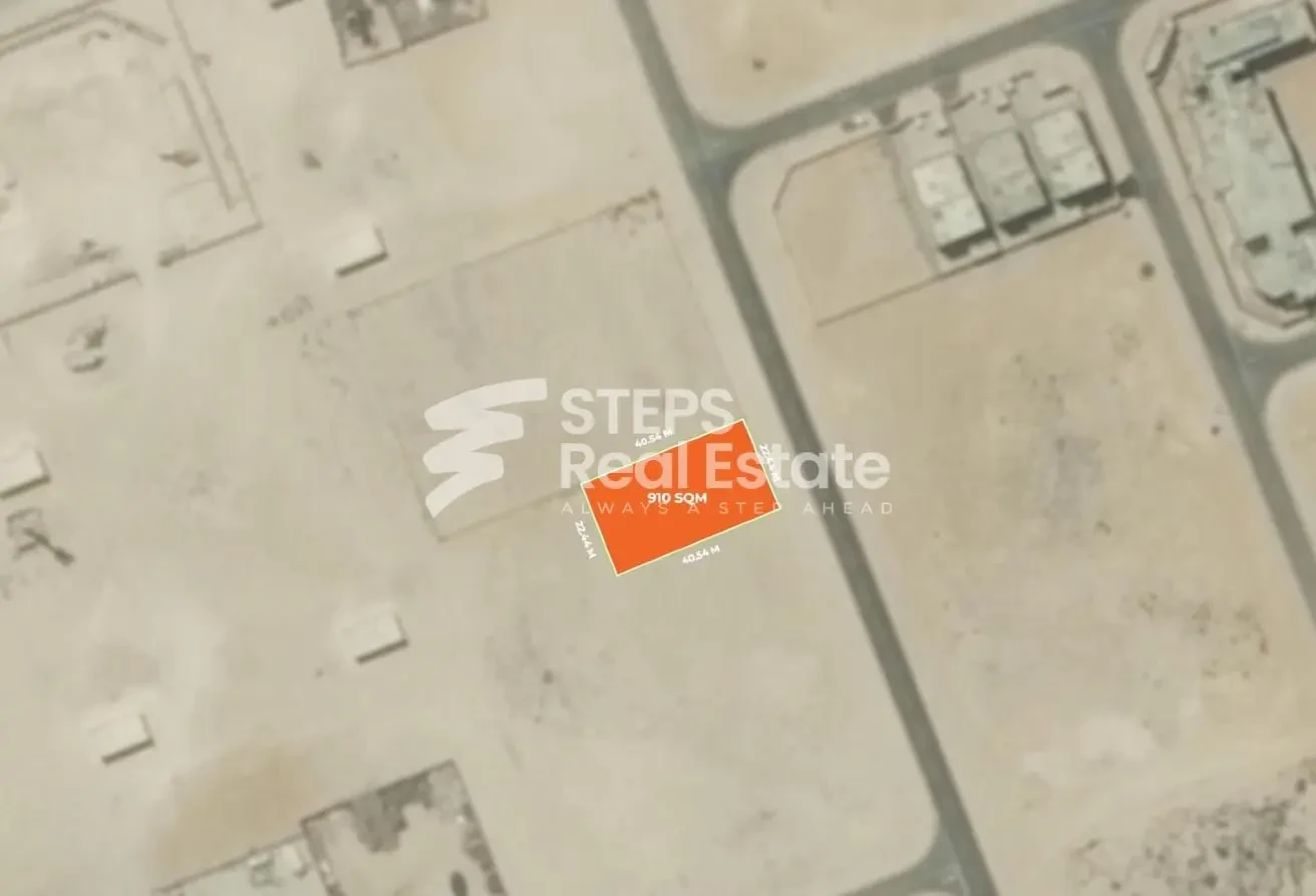 Buildable Residential Land in Al Thumama - Labor Camp in Al Thumama