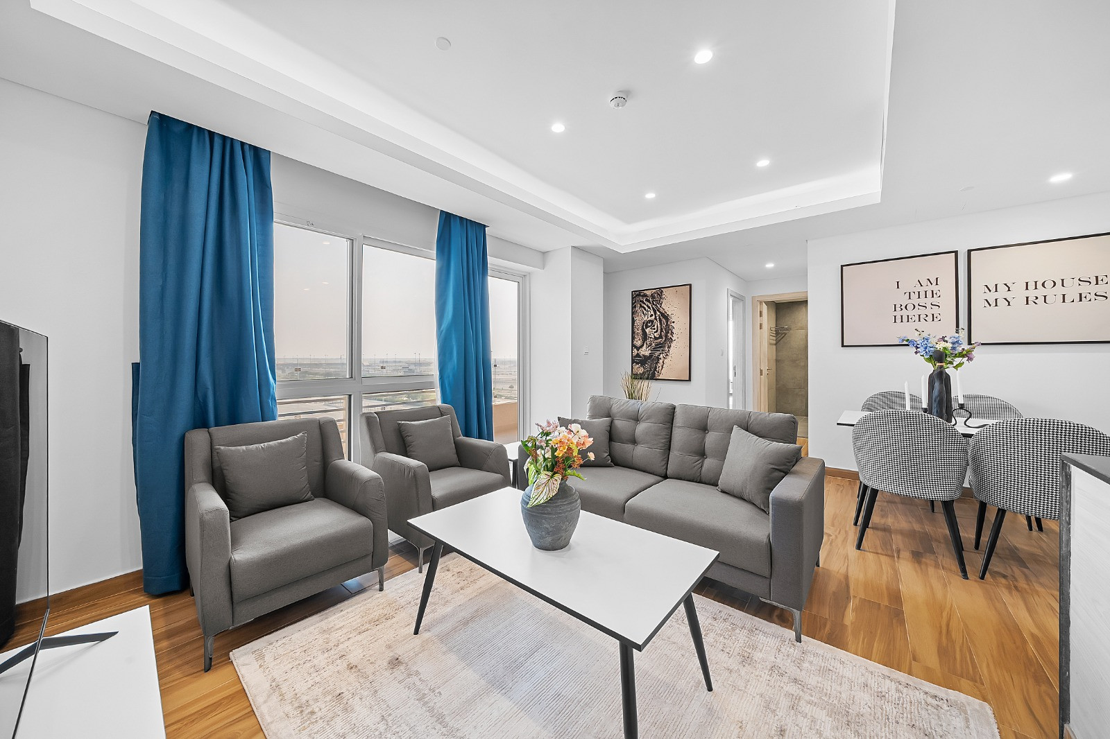 Stunning | 1BHK | FF | With Balcony | Including Bills - Apartment in Al Erkyah City