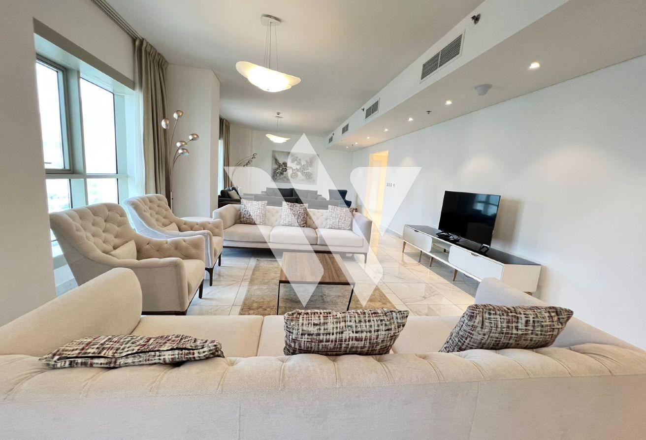 Spacious 4+Maid Penthouse for Rent in West Bay