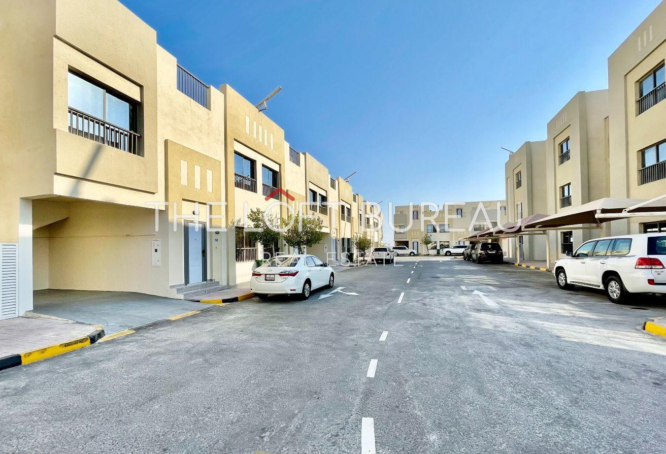For Sale: FF 2BR in Compound – Al Wukair - Apartment in Al Wukair