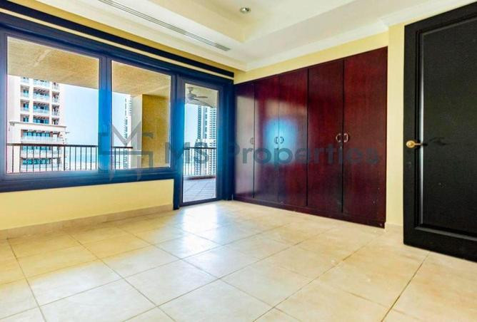 Good Investment | 3BR+Maid | w/ Balcony | Sea View