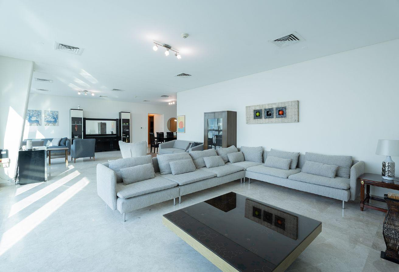 3BDR+1MAID ROOM/FULL FURNISH/SEA VIEW/NEAR LUSAIL - Apartment in Zig Zag Towers