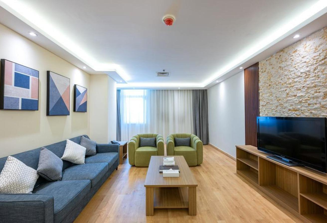 3 BHK FF flats in Misherb near inclusive - Hotel Apartments in Saraya Corniche Hotel