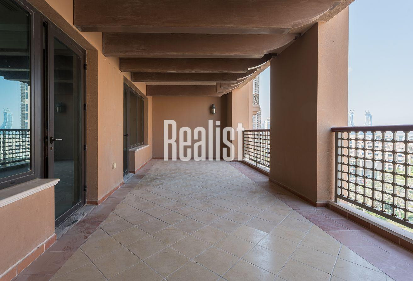 MARINA VIEW 2BHK WITH TITLE DEED FOR SALE IN PORTO - Apartment in East Porto Drive