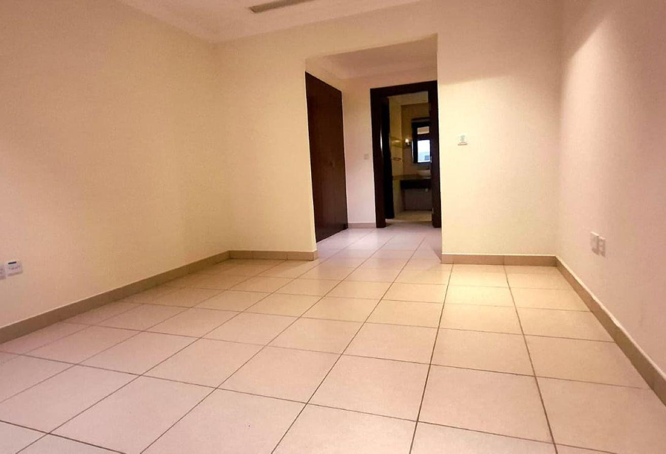 SPACIOUS 1 BHK | 1 MONTH FREE | HUGE BALCONY - Apartment in Tower 24