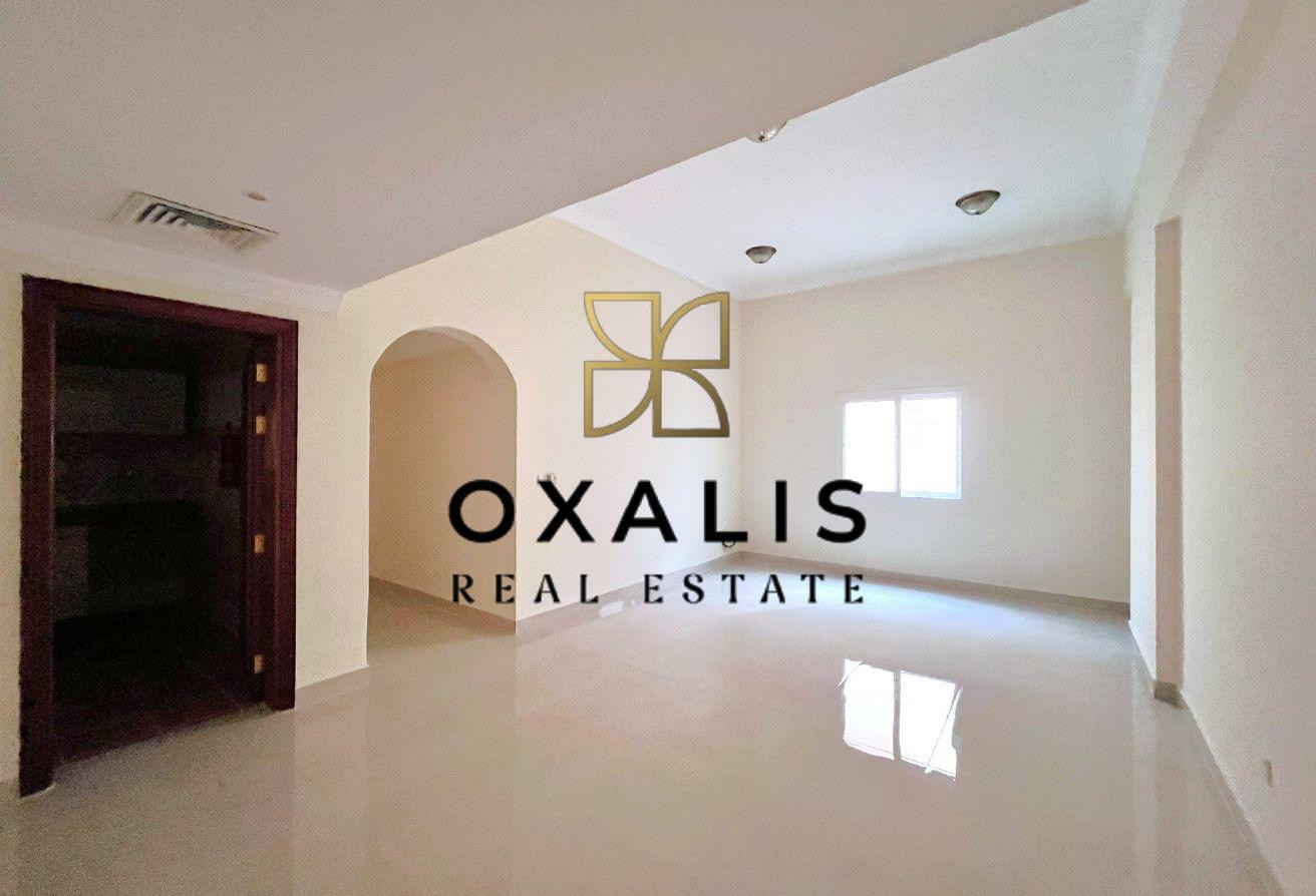 UNFURNISHED 2 BHK | CENTRALIZED AC | NEAR METRO - Apartment in Hadramout Street