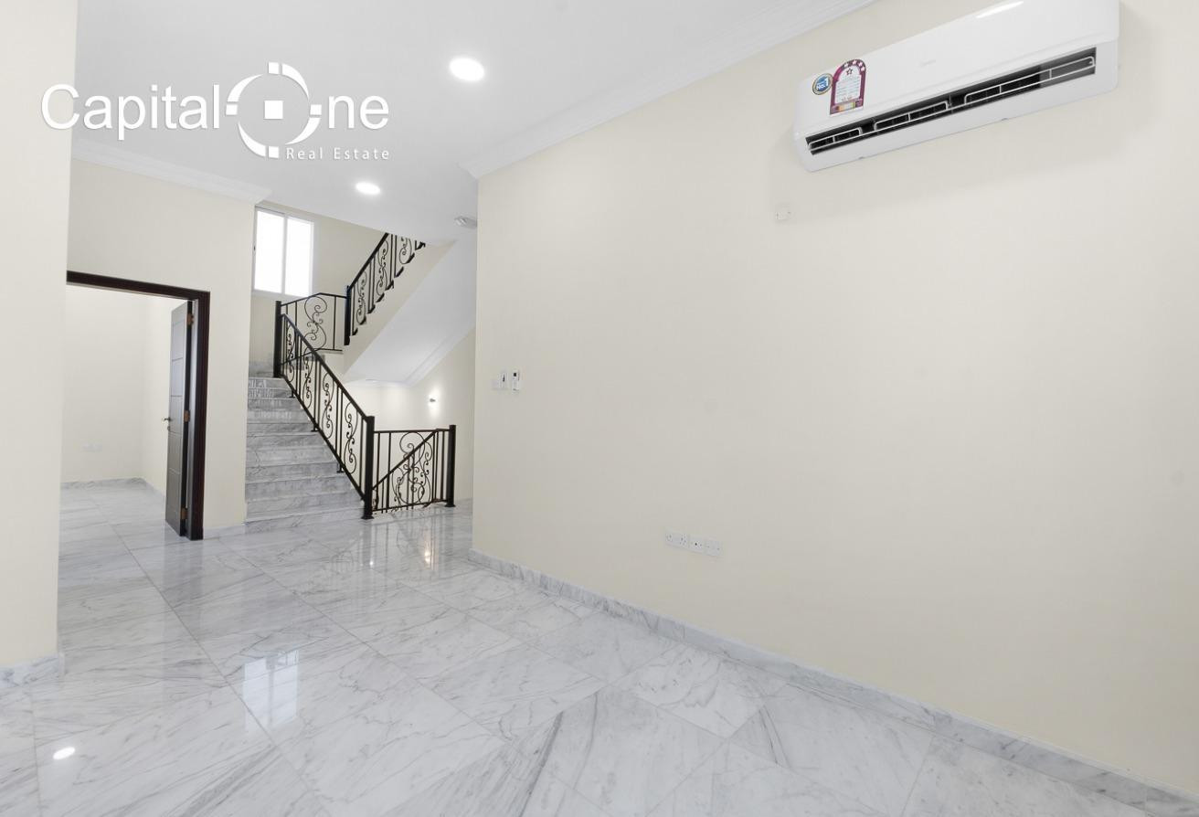 STYLISH AND MODERN 5 BHK FAMILY VILLA | SF