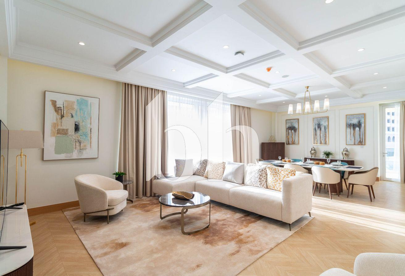 NO COMMISSION ! FULLY RENOVATED! AMAZING APARTMENT