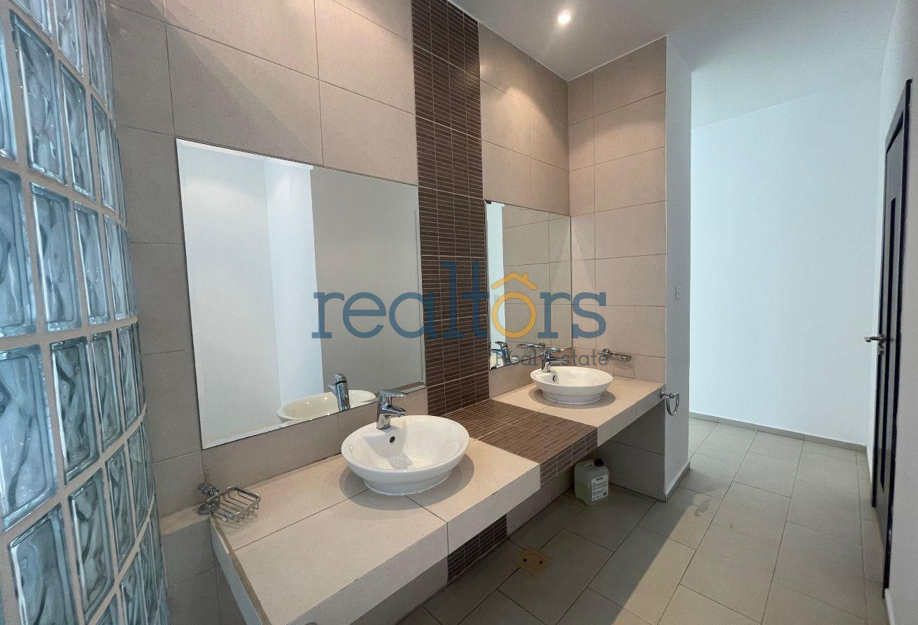 Luxurious 5 BHK villa I Private Pool I all inclusv - Villa in Lejbailat