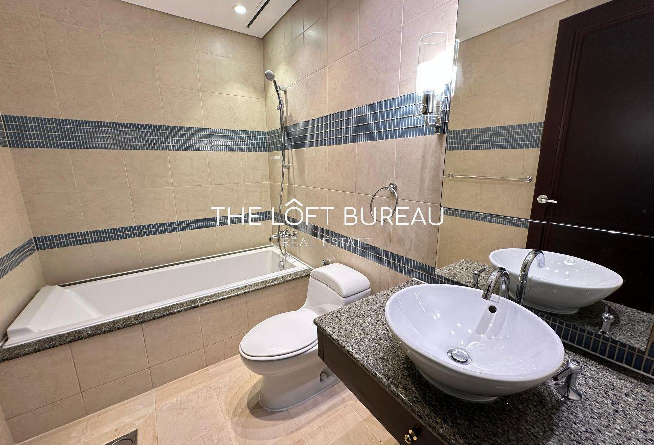 MARINA VIEW! BIG 2 BR+BALCONY+FACILITIES! - Townhouse in West Porto Drive