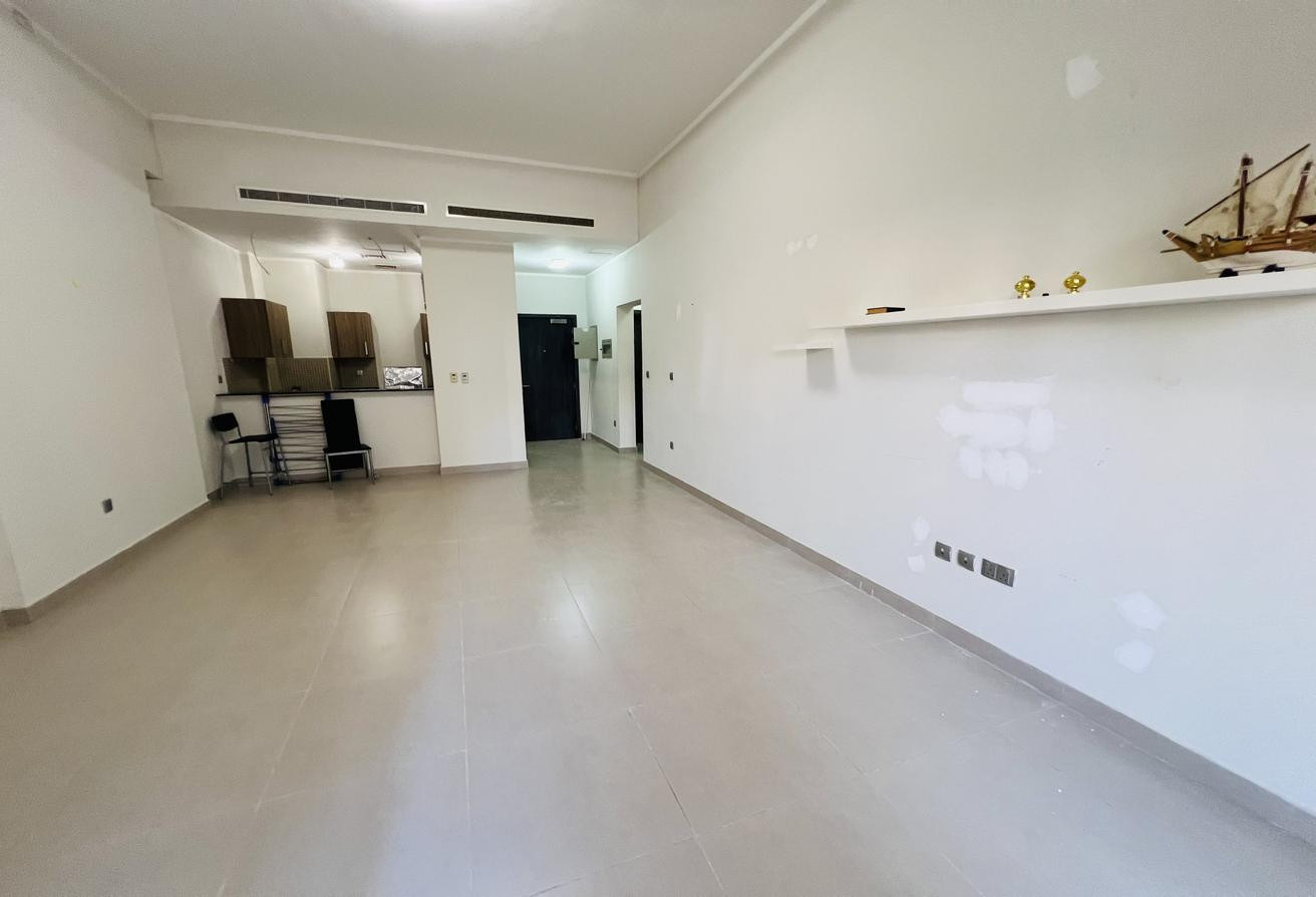 VEEERY SPACIOUS | 2BEDROOMS | BIG TERRACE