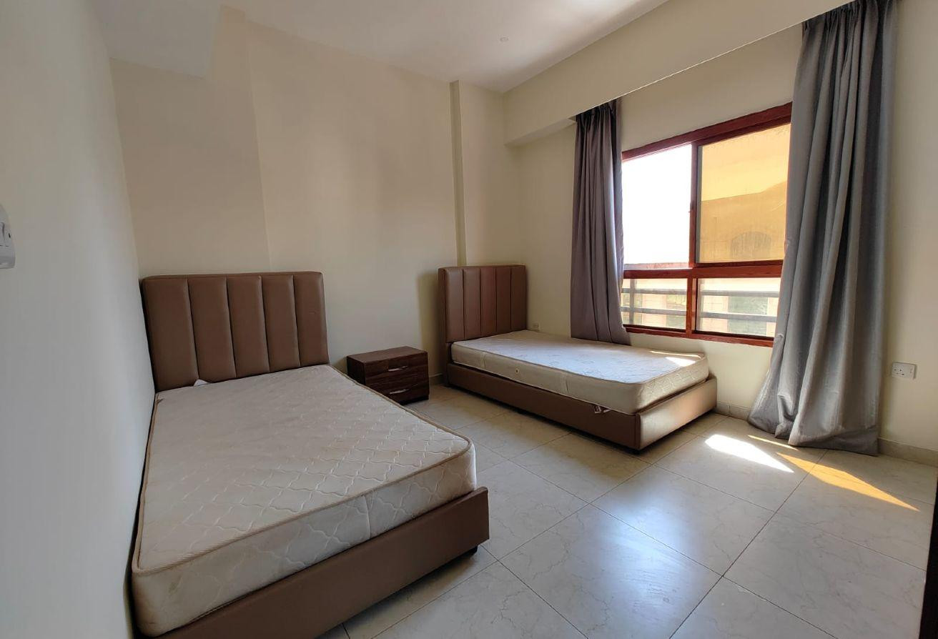 Spacious 3Bedrooms Hall In Muntazah For Family - Apartment in Muntazah 7