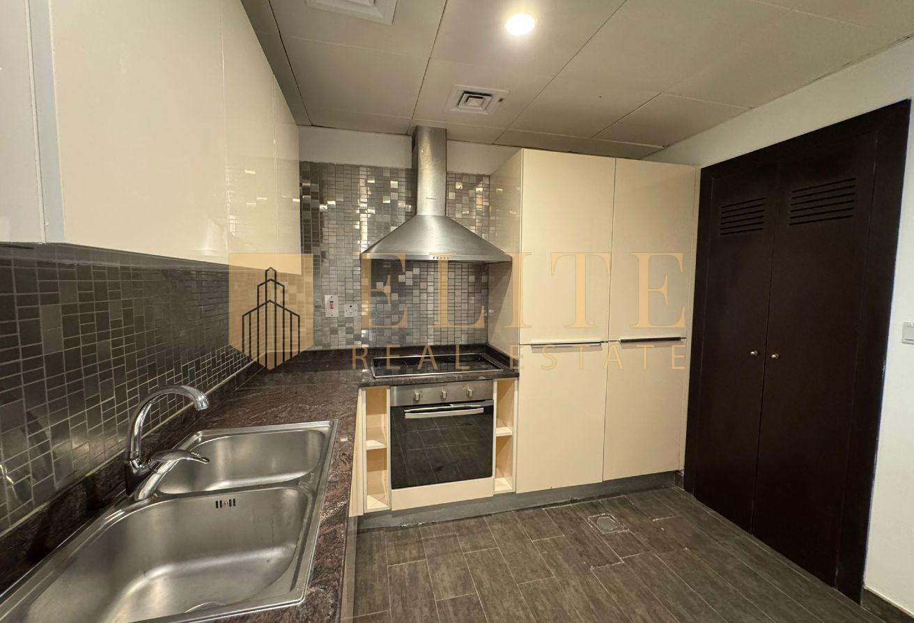 Luxurious 1-Bedroom Apartment in Viva Bahriya - Apartment in Viva West