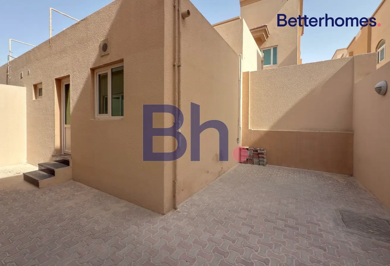 SPACIOUS 6BR WITH MAID VILLA | UMM SALAL MOHAMMED - Apartment in Al Ebb