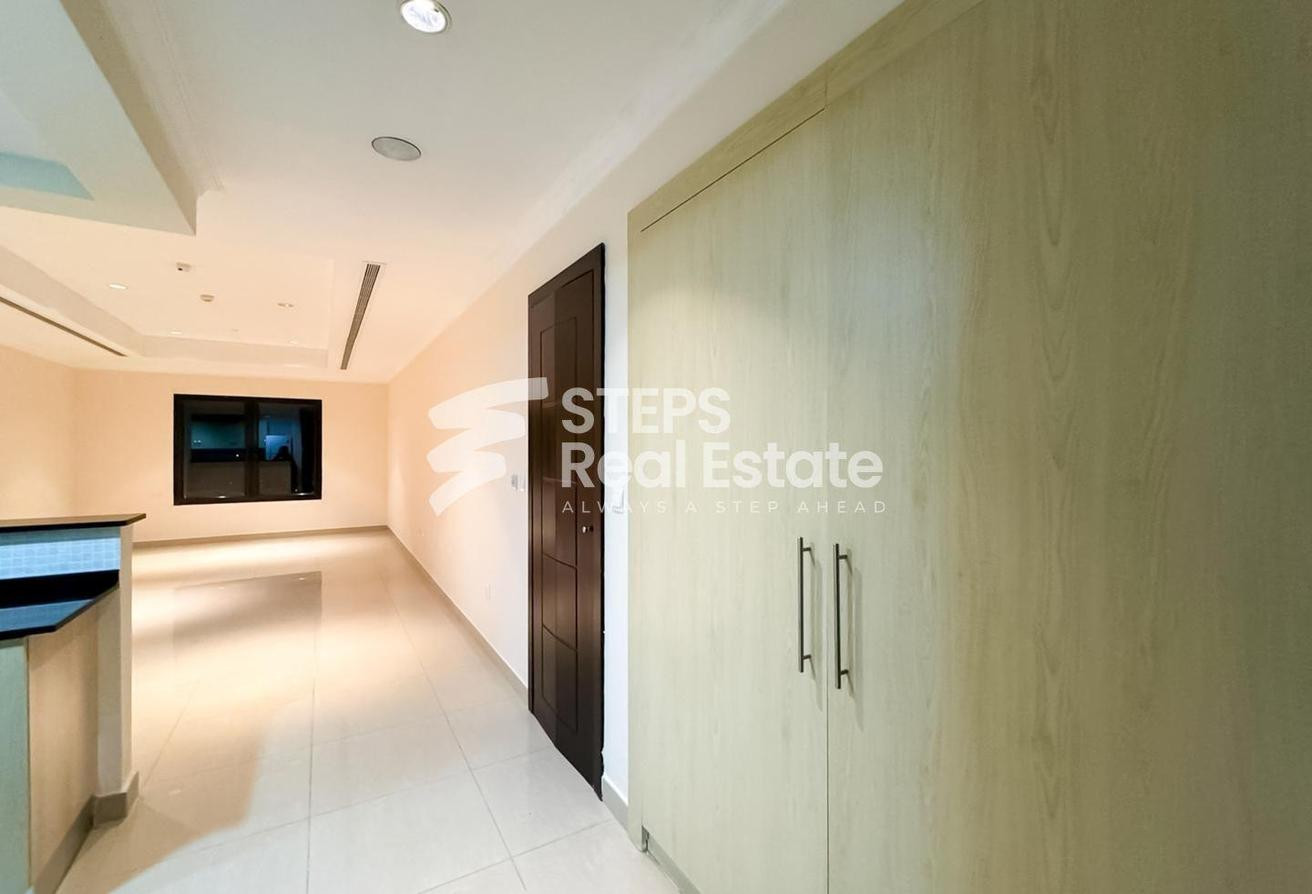 Furnished Studio with Sea Views for Sale - Apartment in Tower 13